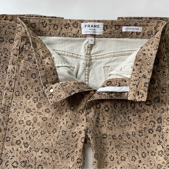 Frame Le Crop Mini Boot snake python print in vanilla multi tan, brown jeans 26 - Picture 4 of 17
